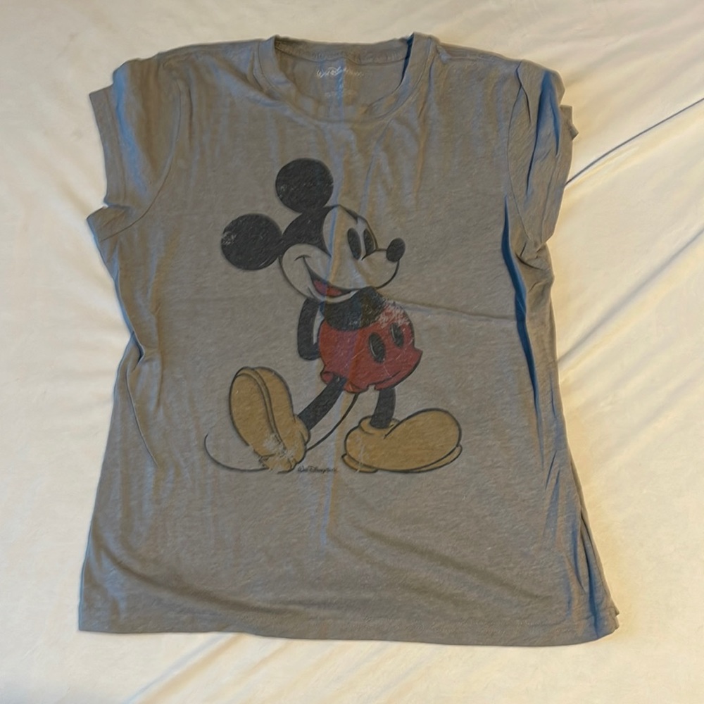 Disney shirt